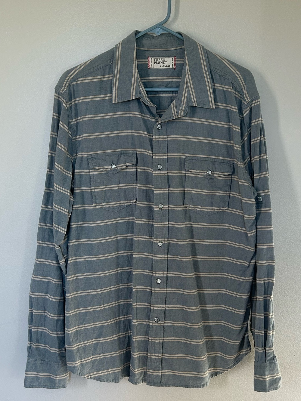 Free Planet Mens Long-Sleeve Striped Button-Down Shirt (XL)